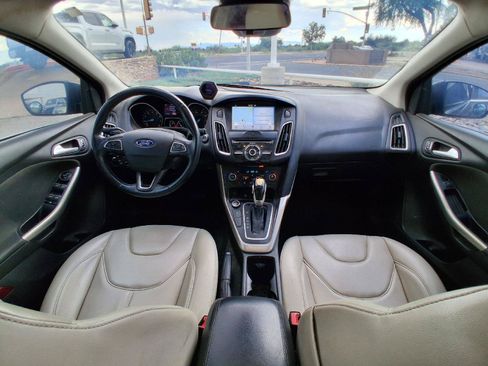 Used 2016 Ford Focus Titanium w/ Titanium Technology Package FWD image 23