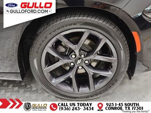 Used 2019 Dodge Charger SXT image 29