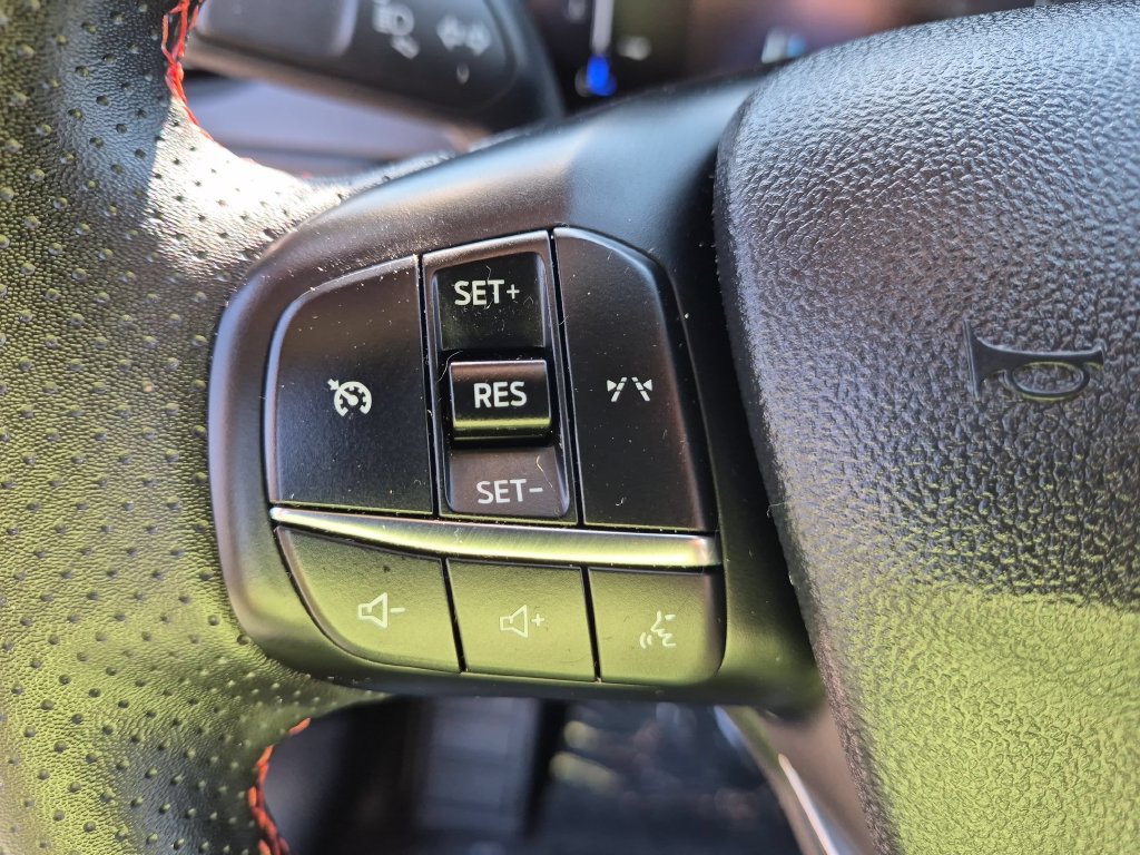 Used 2025 Ford Escape ST-Line AWD/4WD image 20