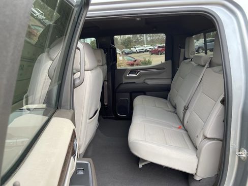Used 2024 GMC Sierra 1500 SLE w/ Preferred Package image 44