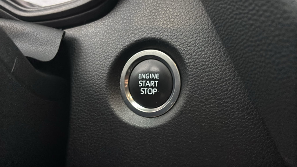 Used 2025 Toyota Corolla SE FWD image 16