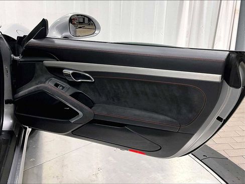 Used 2018 Porsche 911 GT3 image 26