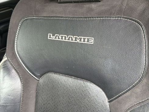 Used 2022 RAM 1500 Laramie AWD/4WD image 22
