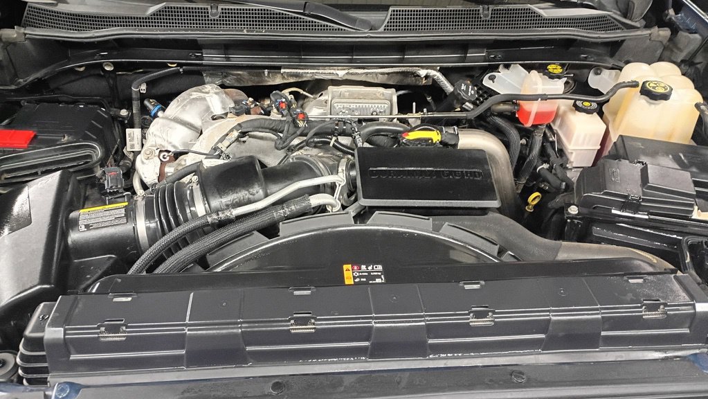 Used 2022 Chevrolet Silverado 3500 LT w/ Remote Start Package AWD/4WD image 10