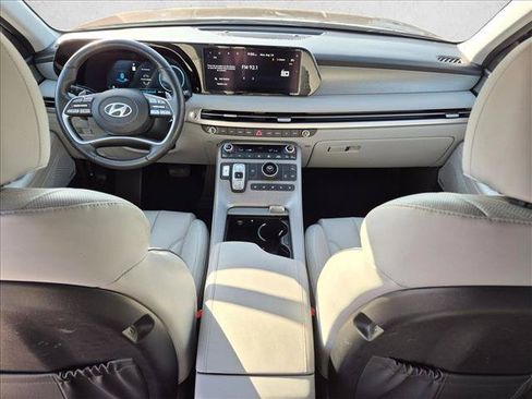Used 2024 Hyundai Palisade SEL FWD image 18