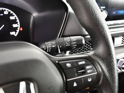 Used 2025 Honda CR-V EX image 18