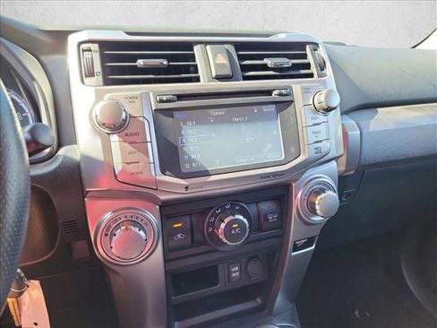 Used 2019 Toyota 4Runner SR5 AWD/4WD image 21
