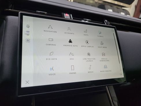 New 2026 Land Rover Range Rover Velar Dynamic SE image 31