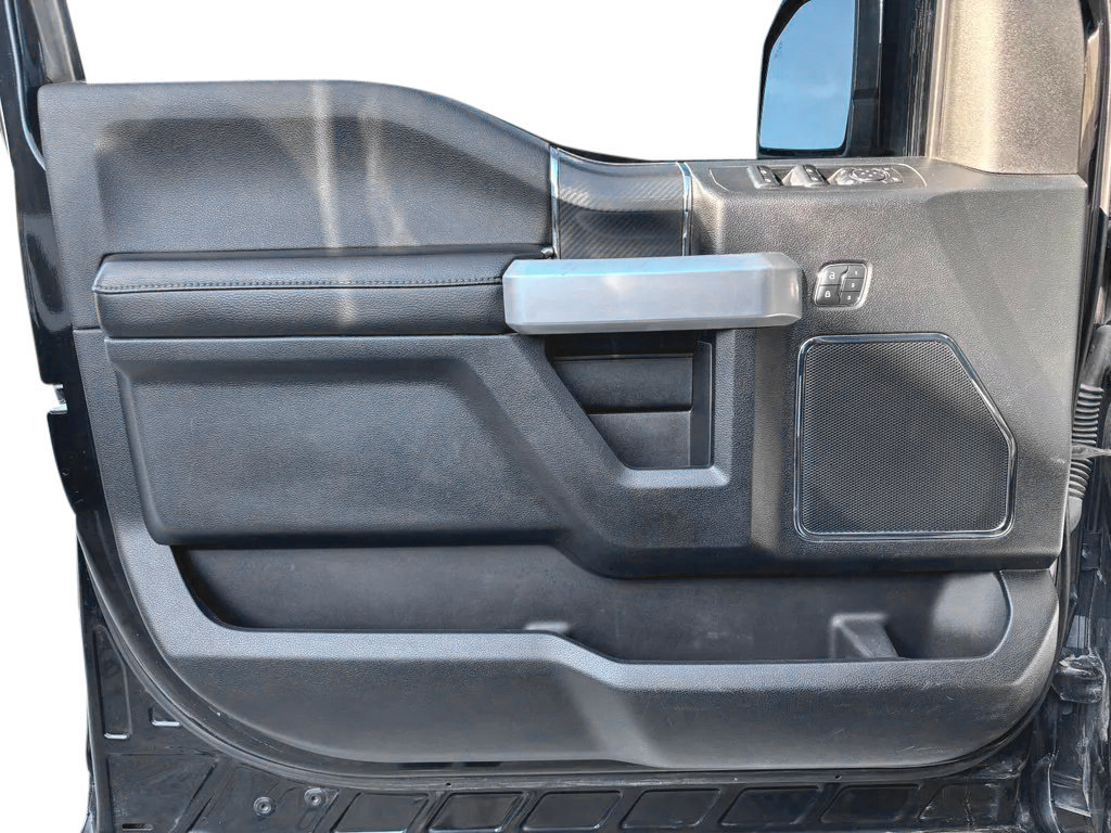 Used 2018 Ford F150 Lariat w/ Equipment Group 502A Luxury AWD/4WD image 9