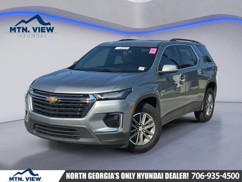 Used 2023 Chevrolet Traverse LT w/ LPO, Cargo Package AWD/4WD image 1
