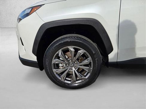Used 2022 Toyota RAV4 Limited image 21