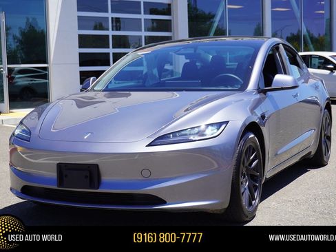 Used 2025 Tesla Model 3 Long Range AWD/4WD image 1