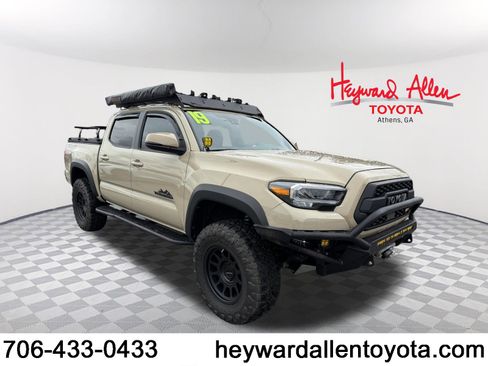 Used 2019 Toyota Tacoma TRD Off-Road image 1