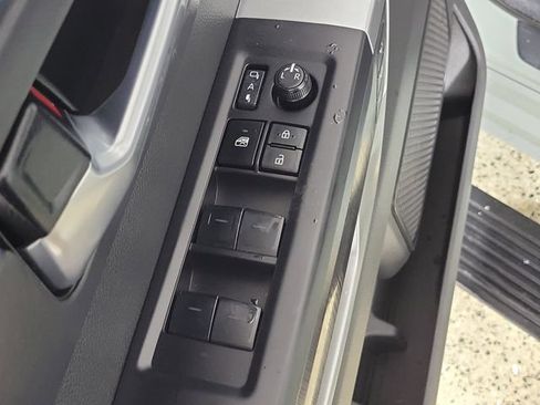 Used 2025 Toyota Sequoia Platinum AWD/4WD image 24