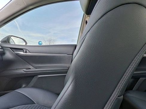 Used 2024 Toyota Camry SE image 26