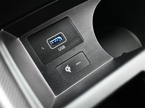 Used 2022 Hyundai Santa Fe SEL image 13