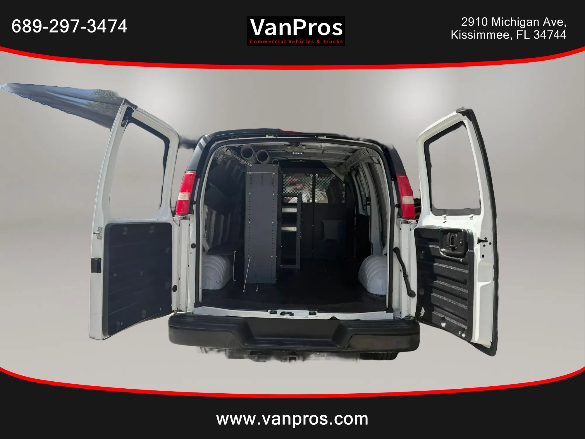 Used 2017 Chevrolet Express 2500 RWD image 12