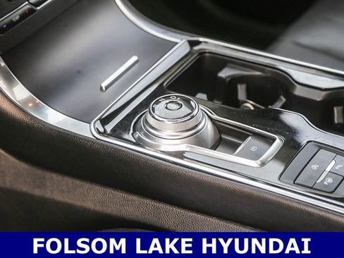 Used 2019 Ford Edge Titanium w/ Equipment Group 301A image 23