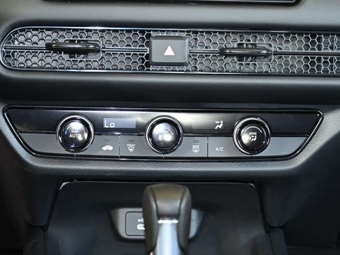 New 2026 Honda HR-V LX image 22