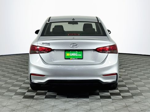Used 2019 Hyundai Accent SE FWD image 7