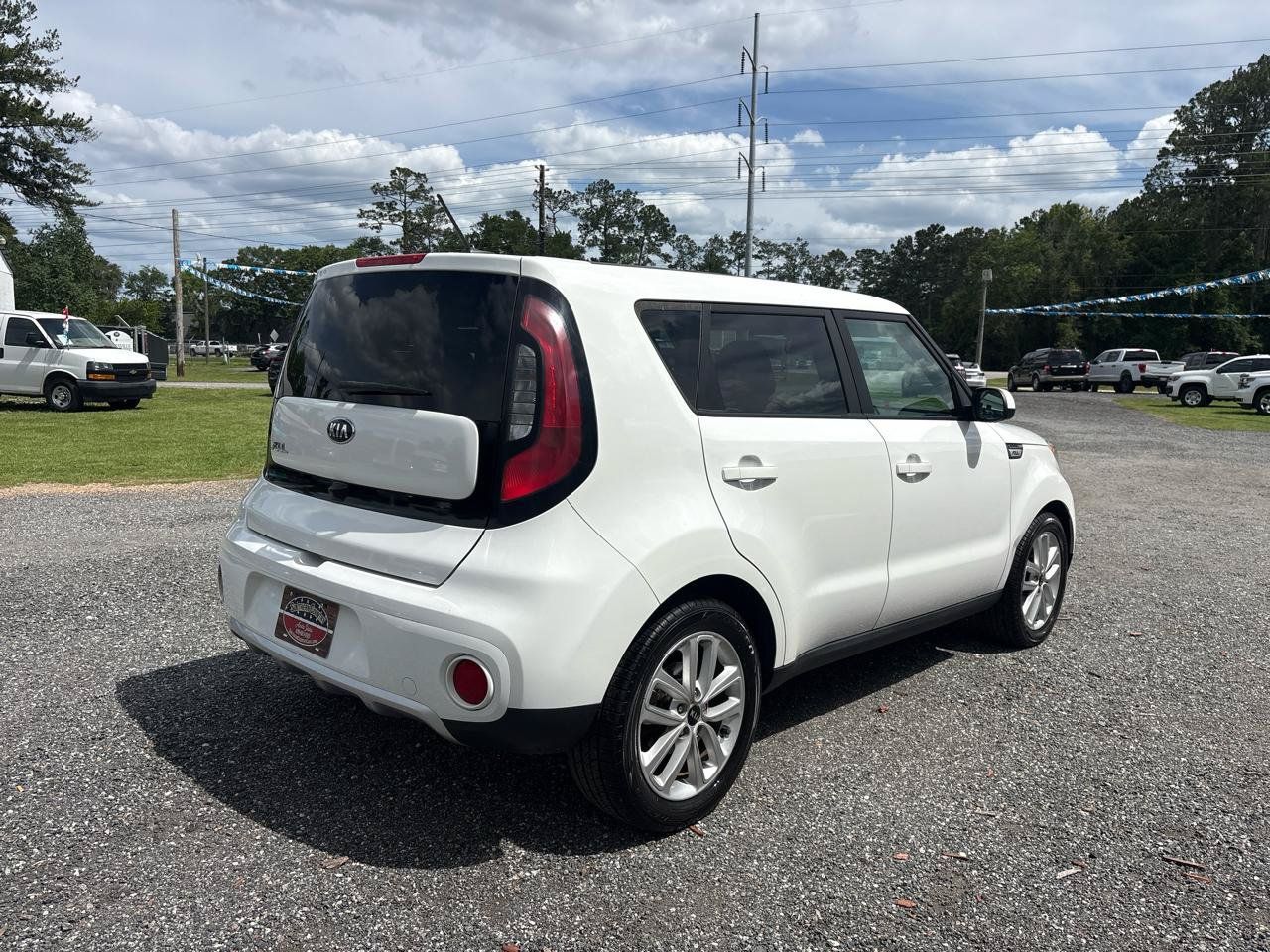 Used 2018 Kia Soul + FWD image 5