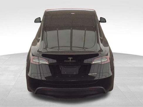 Used 2021 Tesla Model Y Long Range AWD/4WD image 5