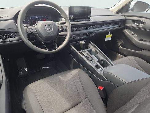 Certified 2025 Honda Accord LX image 11