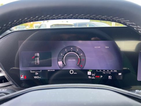 New 2026 Audi SQ5 Premium Plus AWD/4WD image 16