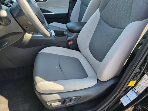 Certified 2022 Toyota RAV4 XLE w/ Convenience Package AWD/4WD image 24