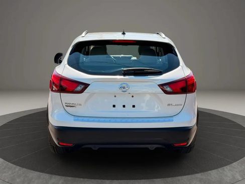 Used 2019 Nissan Rogue Sport SL AWD/4WD image 5