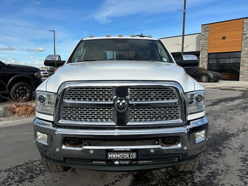 Used 2017 RAM 3500 Laramie AWD/4WD image 2