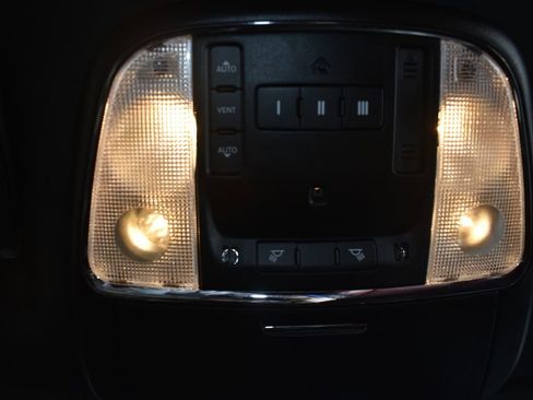 Used 2023 Dodge Charger SRT Hellcat w/ Harman/Kardon Audio Group image 25