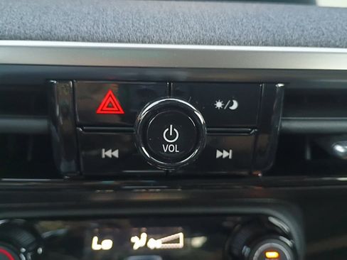 New 2026 Nissan Kicks SV image 14