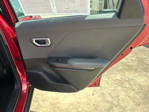 Used 2025 Kia K4 FWD image 31