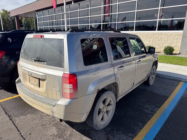 Used 2015 Jeep Patriot High Altitude AWD/4WD image 5