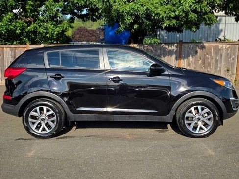 Used 2011 Kia Sportage LX FWD image 10