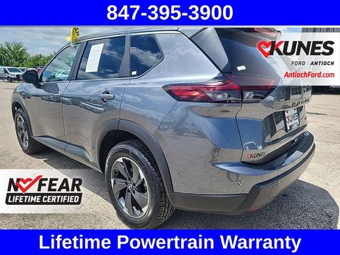 Used 2025 Nissan Rogue SV AWD/4WD image 13