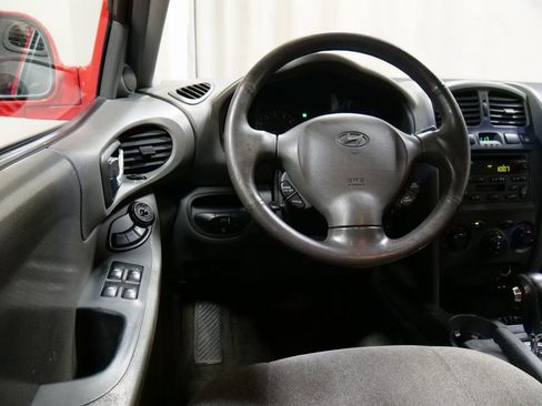 Used 2004 Hyundai Santa Fe GLS image 19