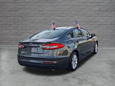 Used 2019 Ford Fusion SE FWD image 10