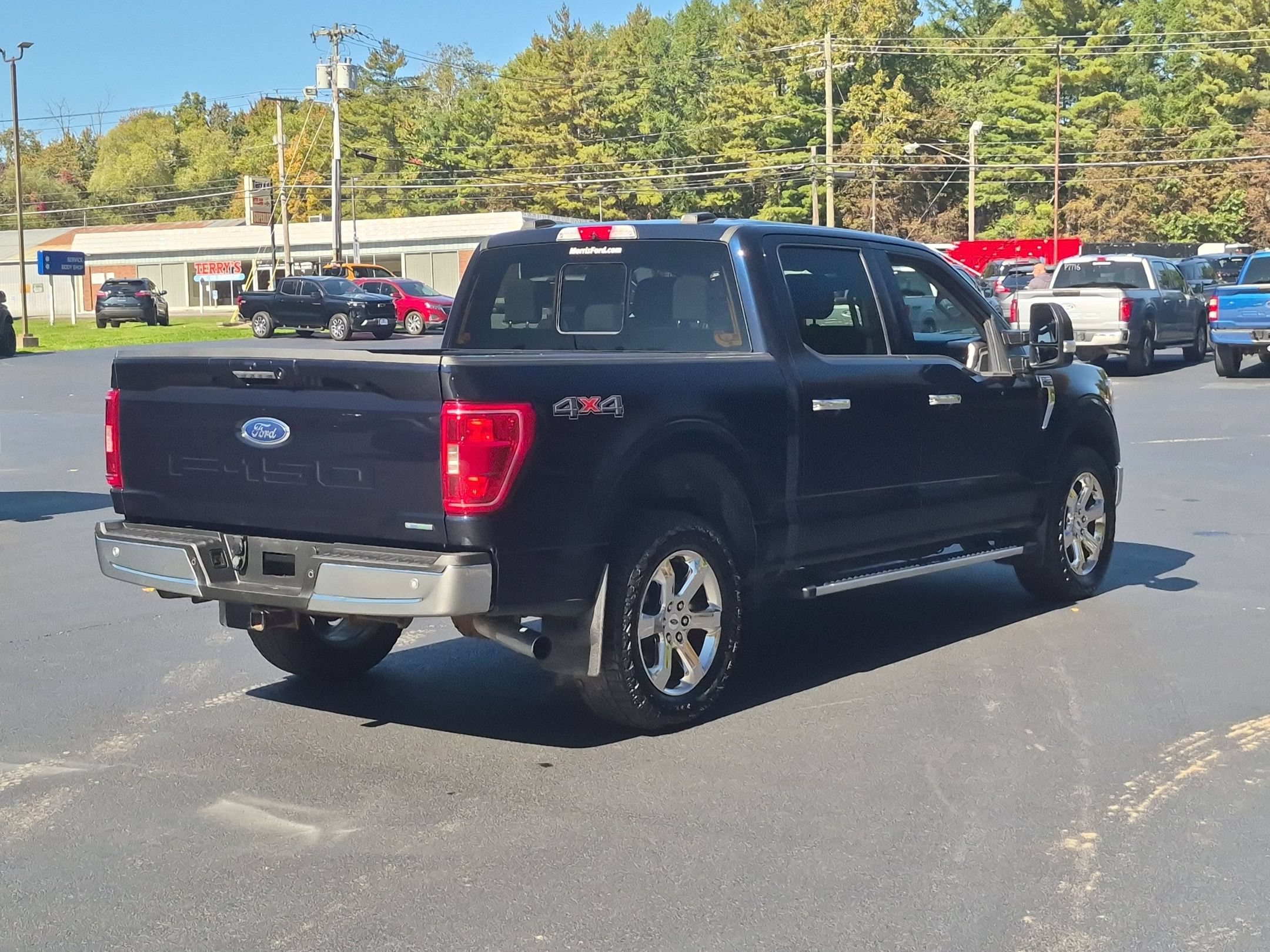 Used 2021 Ford F150 XLT w/ Equipment Group 302A High AWD/4WD image 3