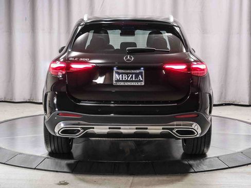 Certified 2023 Mercedes-Benz GLC 300 image 3
