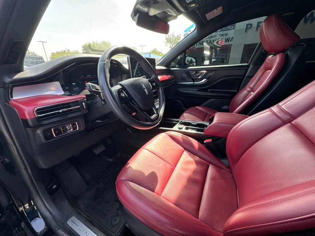 Certified 2024 Lincoln Corsair Reserve w/ Jet Appearance Package FWD image 14