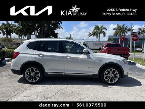 Used 2017 BMW X3 xDrive35i image 2
