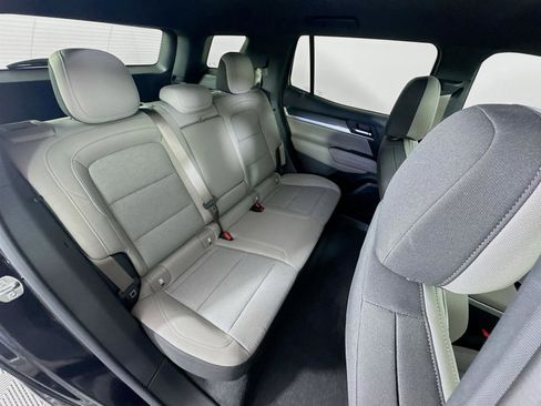 New 2025 GMC Terrain Elevation image 23