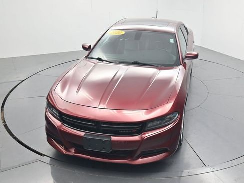 Used 2020 Dodge Charger SXT w/ Leather Interior Group RWD image 51