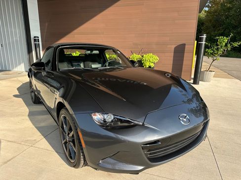 Used 2016 MAZDA MX-5 Miata Club image 22
