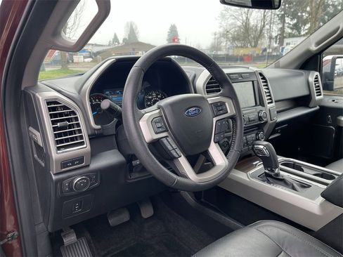 Used 2016 Ford F150 Lariat image 10