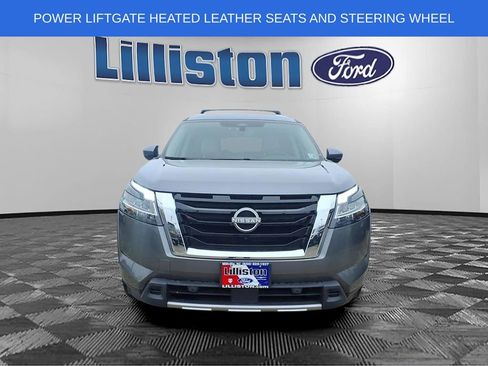 Used 2023 Nissan Pathfinder SL image 8