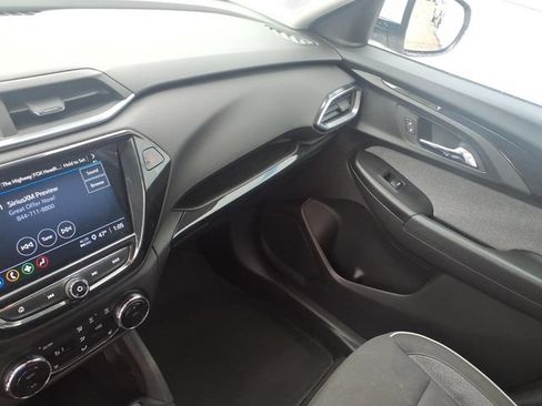 Used 2023 Chevrolet TrailBlazer LT w/ Convenience Package FWD image 22
