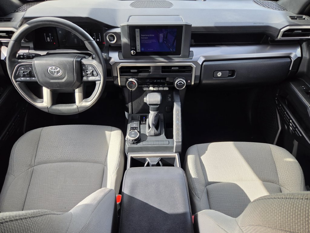 Used 2025 Toyota 4Runner SR5 AWD/4WD image 12